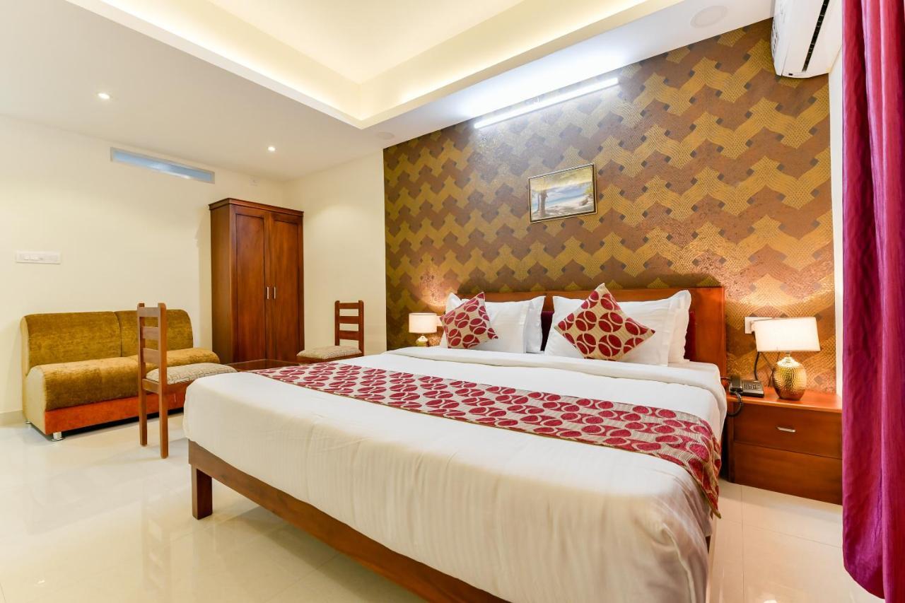 Hotel Hilite Inn Kochi Esterno foto