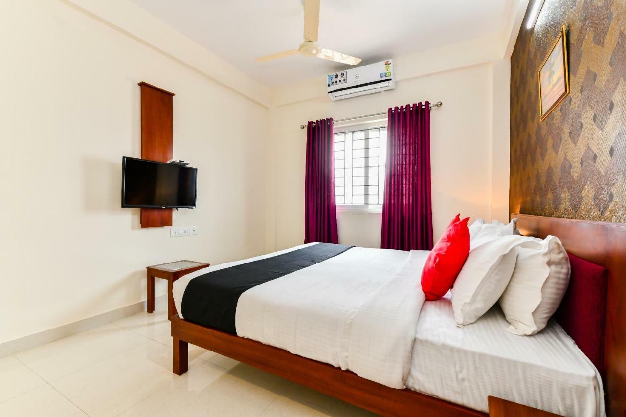 Hotel Hilite Inn Kochi Esterno foto