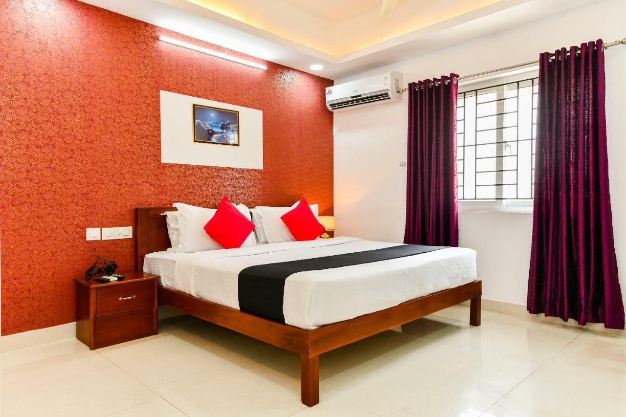 Hotel Hilite Inn Kochi Esterno foto